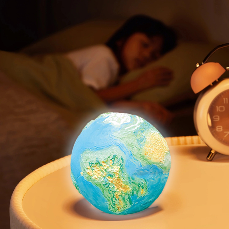 WAYEE Kids STEM Space Science Activity Kit | DIY Rocket Launch Experiment with Light-Up Glow Earth Night Light Plastic