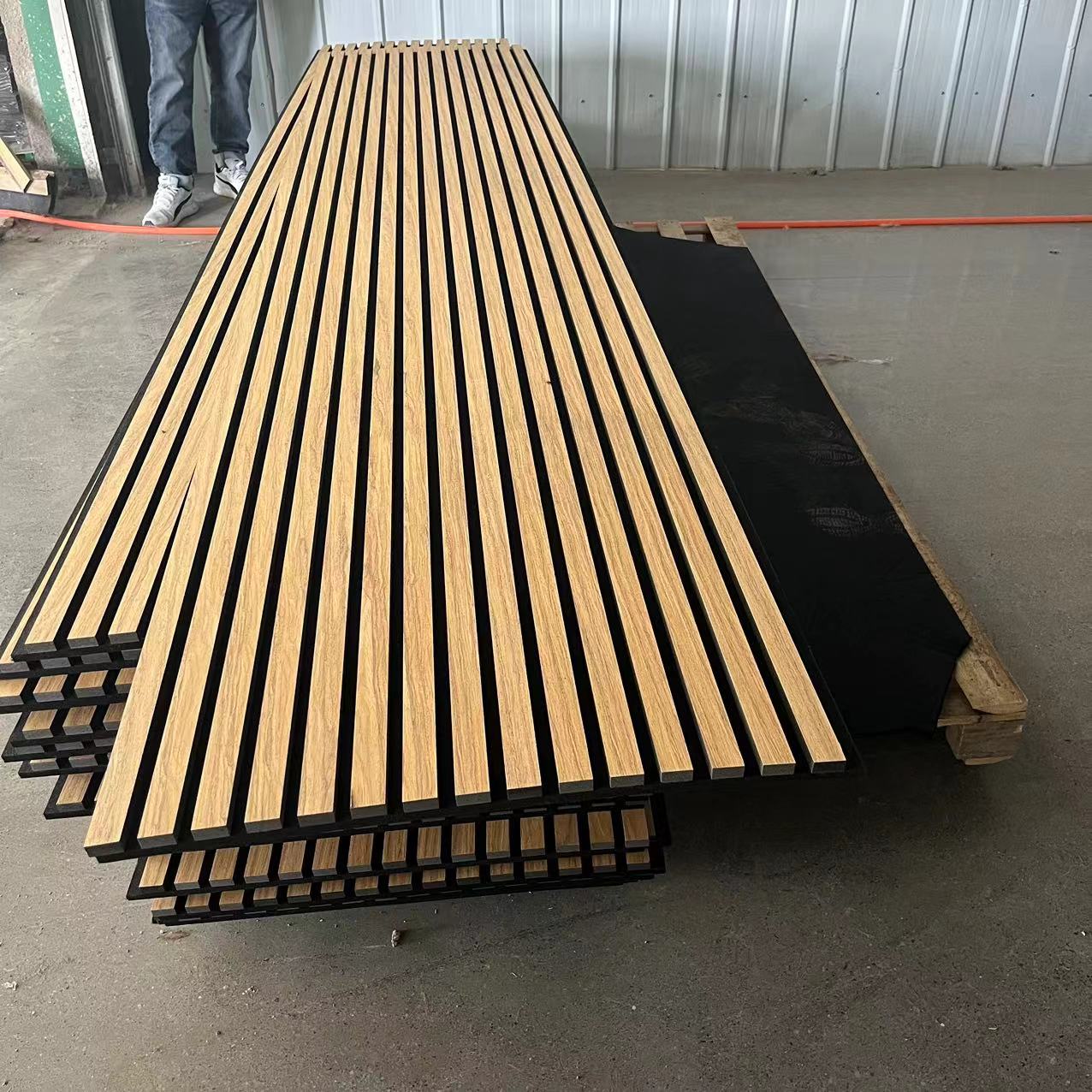 Walnut Oak Waterproof Natural Panel Sound Absorbing Akupanel Decoration Slats Wall Acoustic Wood Panel
