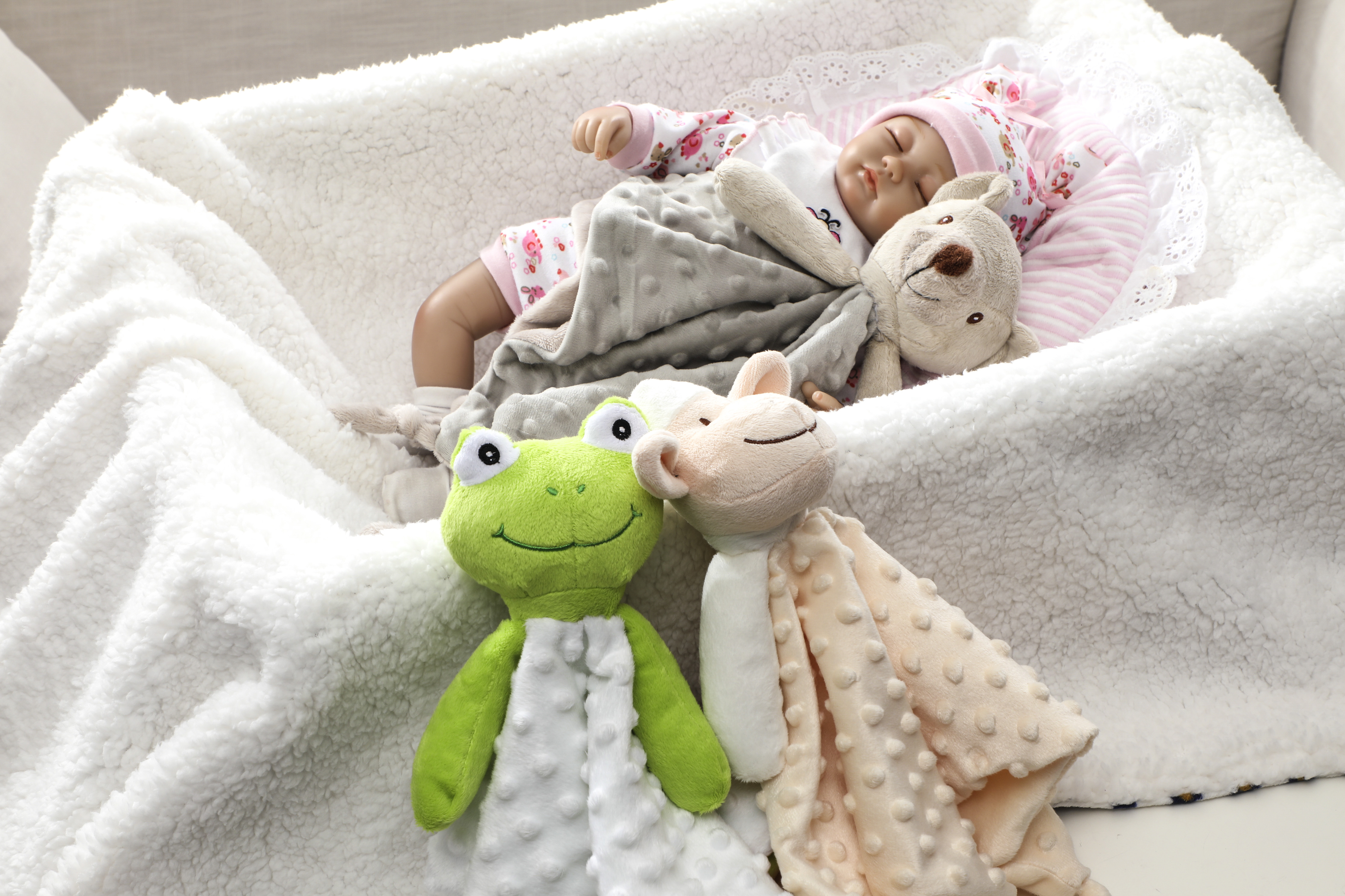 100% Polyester Cashmere Polar Fleece Minky Dot Security Blanket Kid's Animal Babie's Baby Blanket