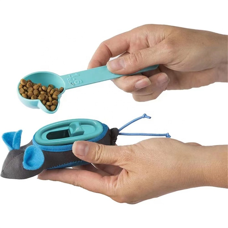 Eco-Friendly Luxury Pet Food Leakage Toy Cloth and Rubber Stuffed Mouse for Cats Catching Little Mice