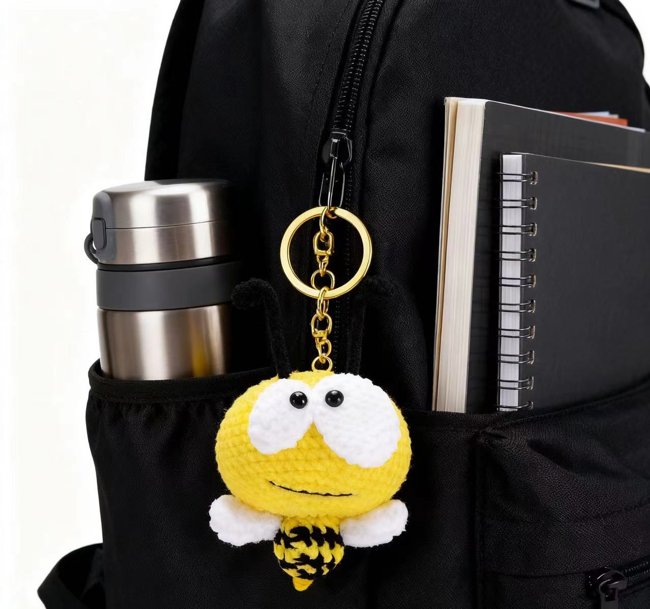 Little Bee Plush Carabiner Keychain Soft Cotton Eco-Friendly Accessory for Backpacks and Keys