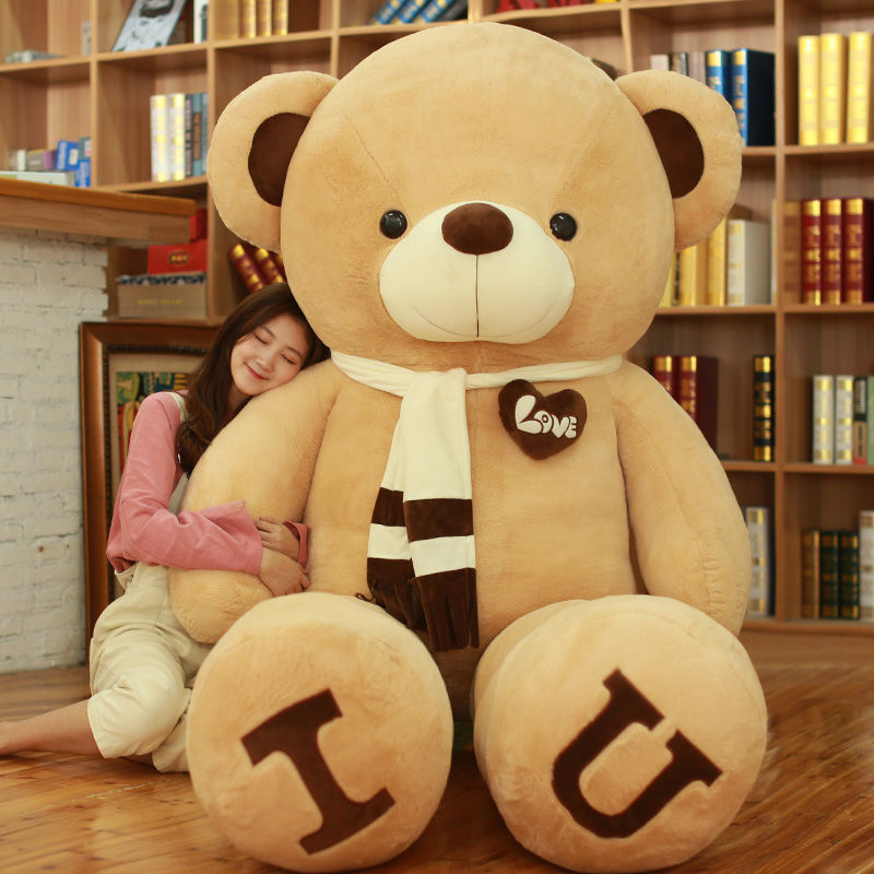 Soft Teddy Bear Detail 2