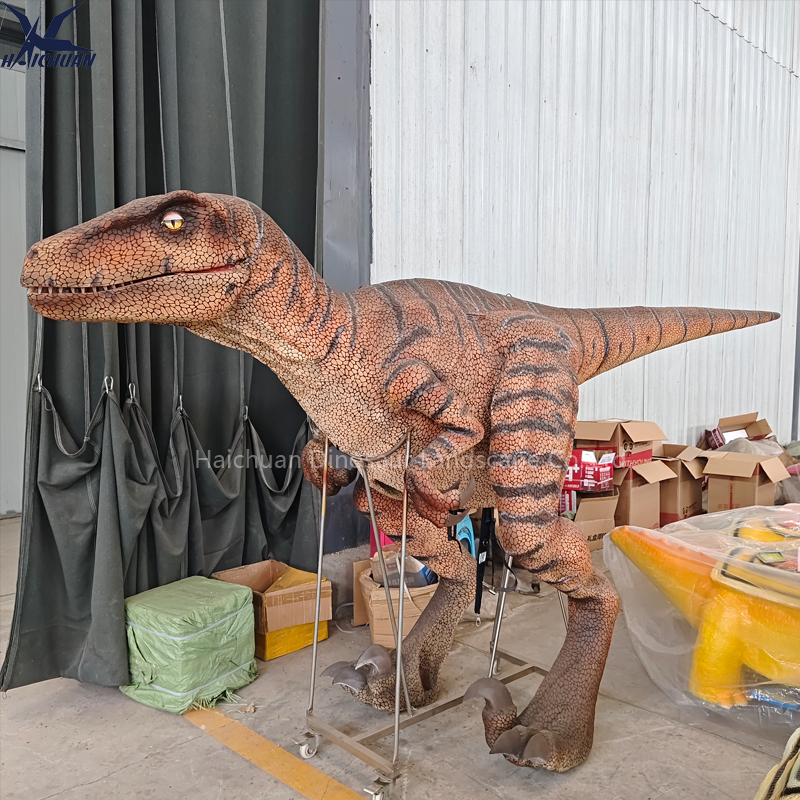 Lifesize Wearable Adult Raptor Costume Amusement Park Entertainment Product Robotic Realistic Velociraptor Dinosaur Suit