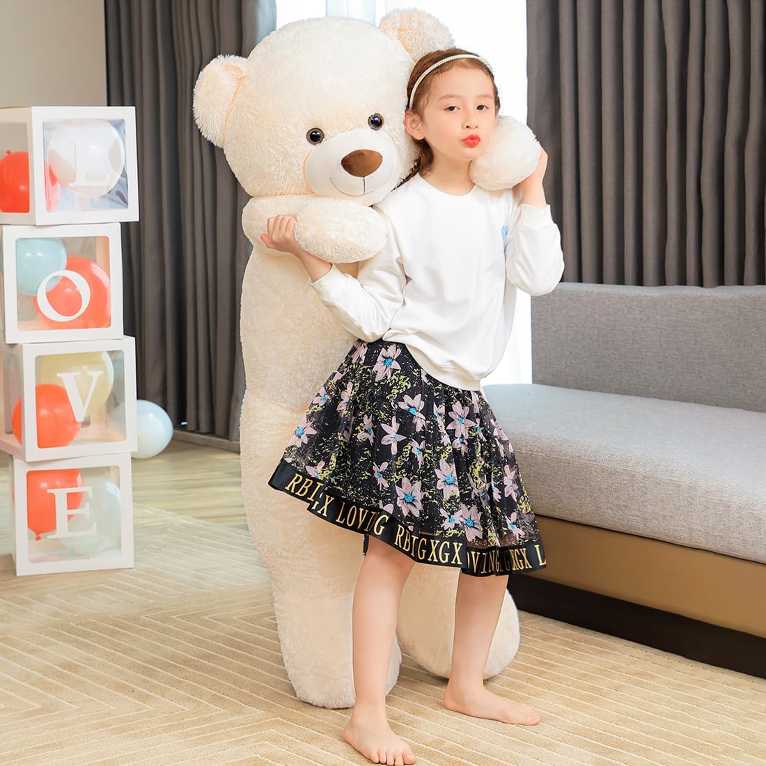 High Quality Soft Fabric Feature