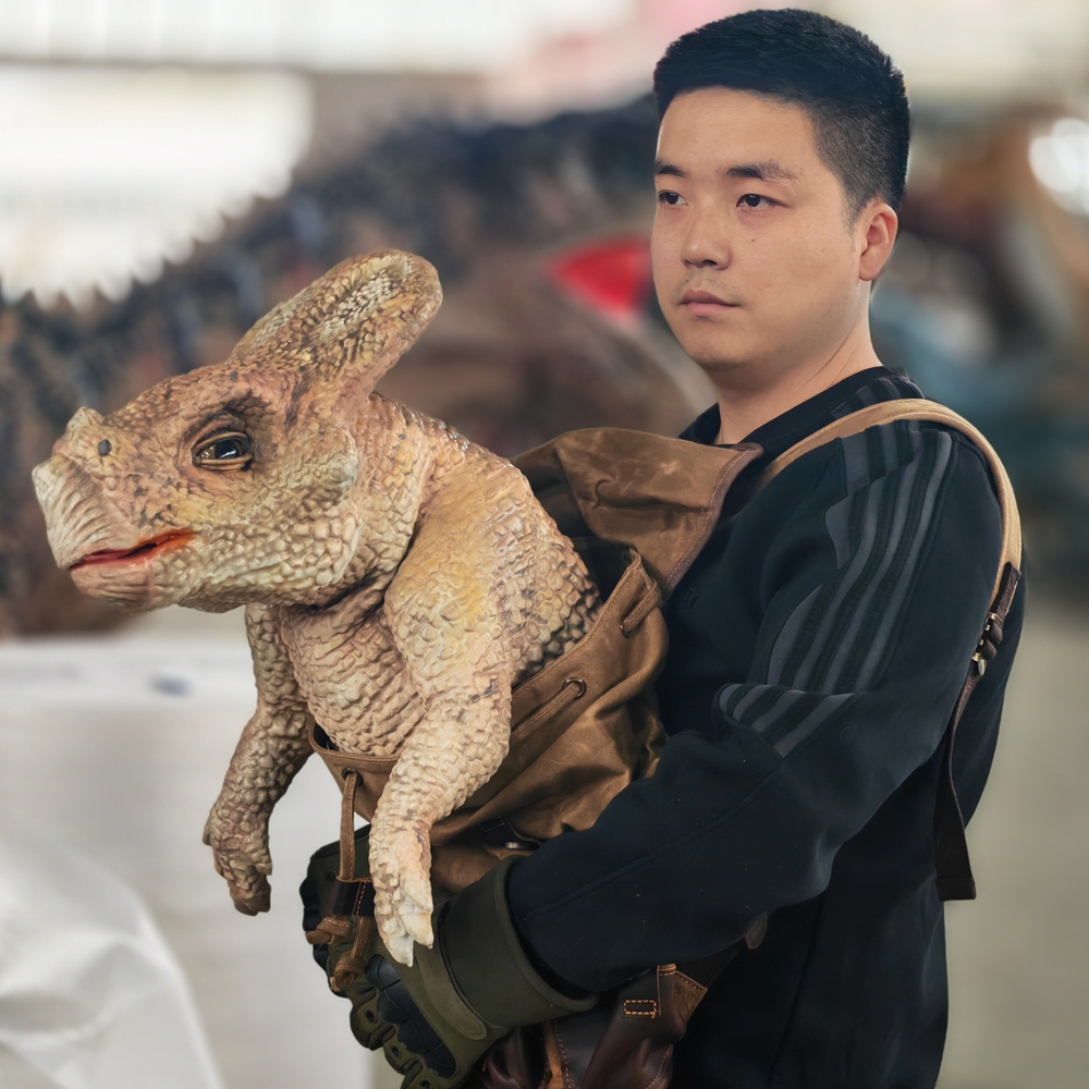 Hand-controlled Realistic Animatronic Baby T-rex Dinosaur Hand Puppet For Birthday Gifts Party