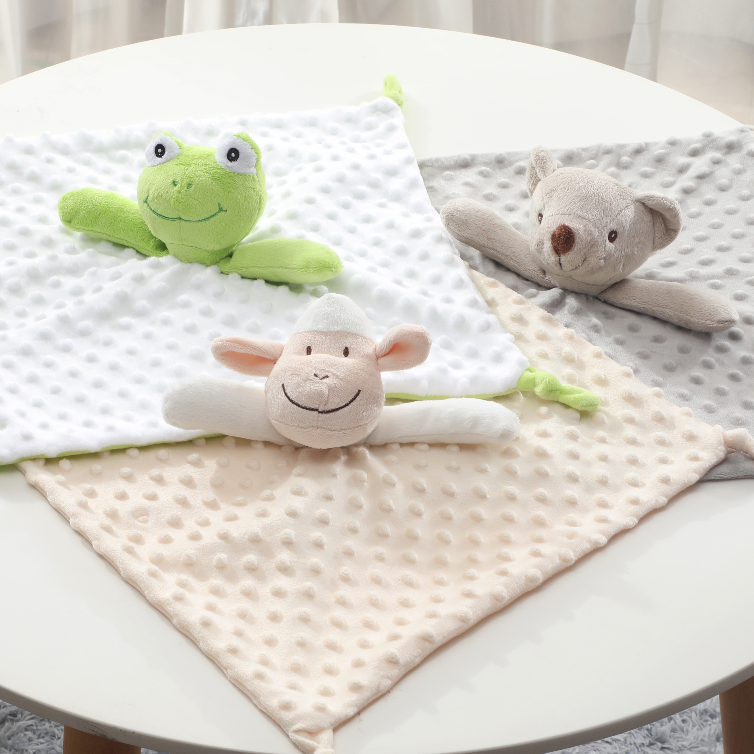 100% Polyester Cashmere Polar Fleece Minky Dot Security Blanket Kid's Animal Babie's Baby Blanket