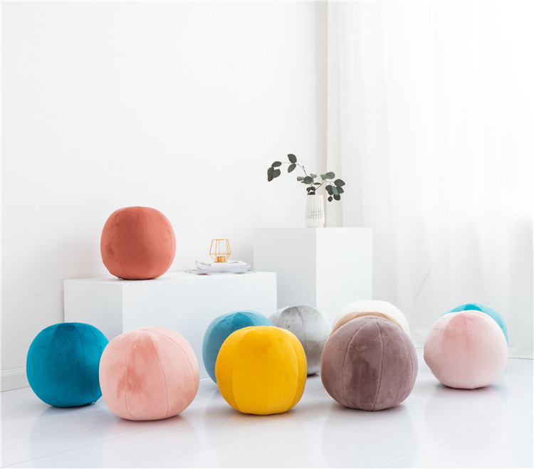 Hot Plush Ball Design Round Throw Sofa Decorative Home Decoration Floor Pillow Velvet Round Home Cushion
