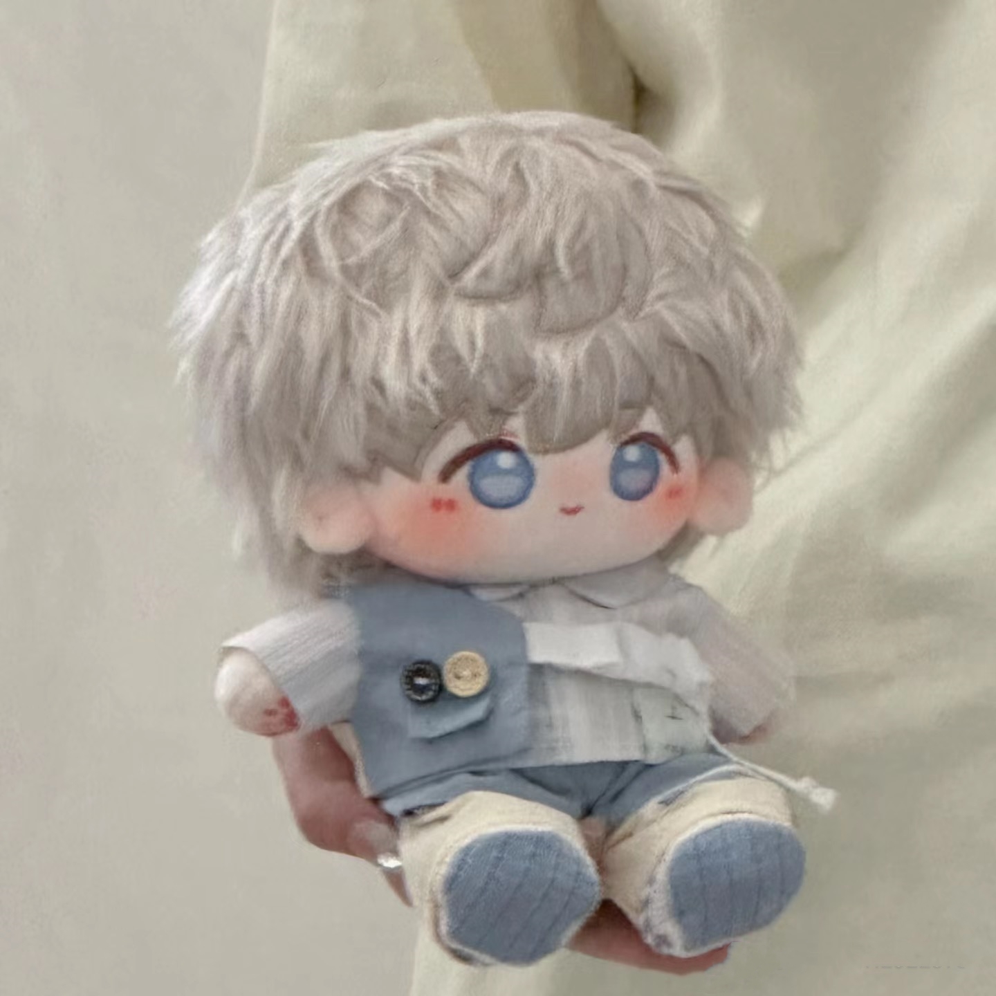 OEM Manufactur Custom Made 20cm Plush Low MOQ Game Character K-pop Cotton Standing Sitting Doll Soft Toy Customize Clothes