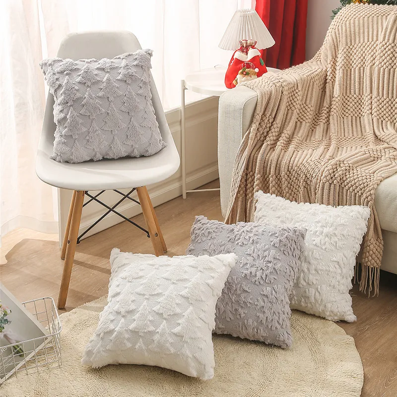 Pillow Detail 2