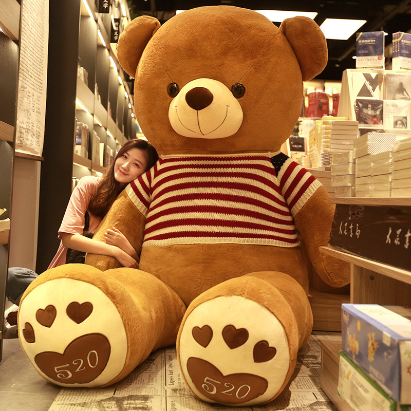 Plush Bear Detail 2