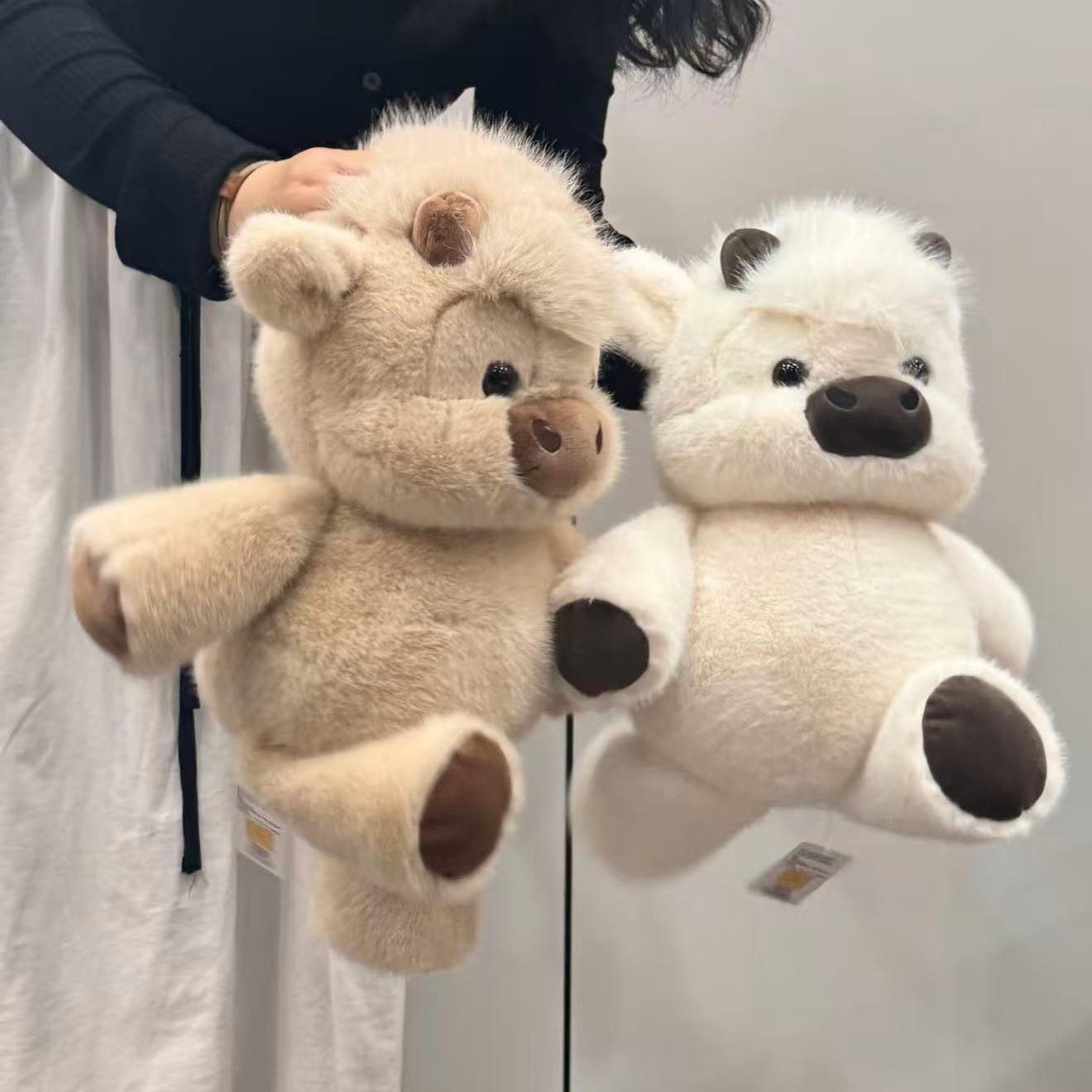 Anti-Shedding Durable Highland Cow &amp; Pig Stuffed Animal Toys Soft Plush Doll Stable Quality For Wholesale And Toy Store Retail