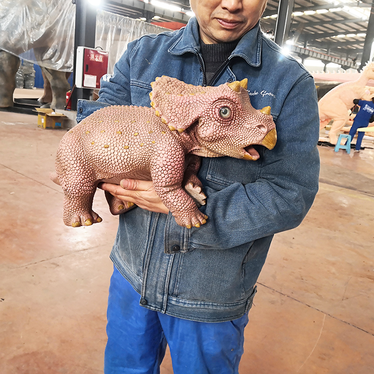 Life Like Realistic Animatronic Baby Dinosaur Hand Dinosaur Puppet For Sale
