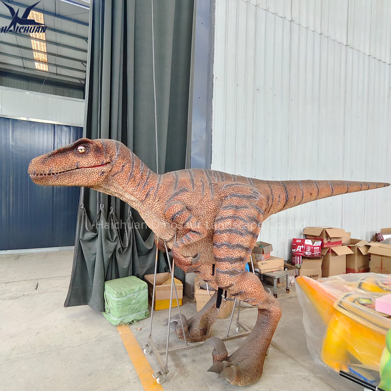 Lifesize Wearable Adult Raptor Costume Amusement Park Entertainment Product Robotic Realistic Velociraptor Dinosaur Suit
