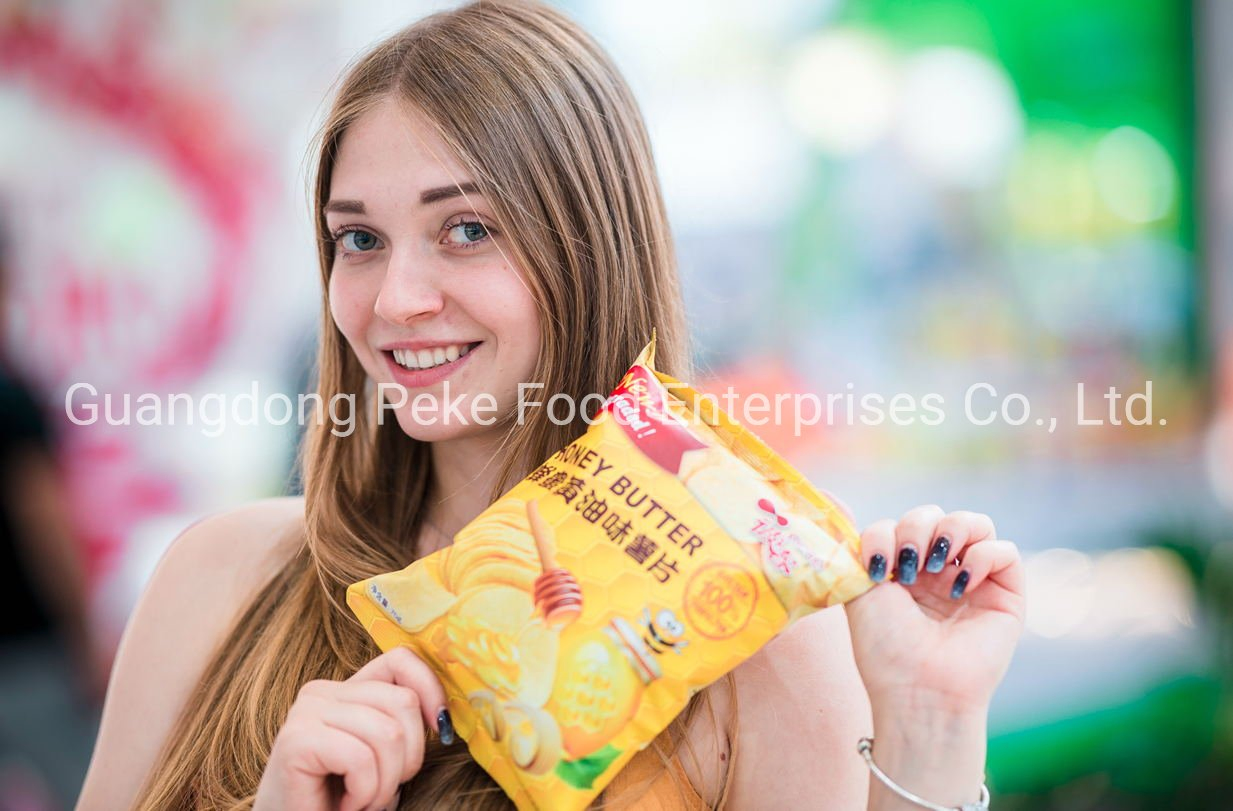 Sem OGM, Baixo Teor de Gordura, Livre de Colesterol e Gordura Trans, Sem Cores Artificiais, com 60g/80g/90g/100g/110g/134G Batatas Fritas em Tubo (maiores padrões de varejo japoneses)