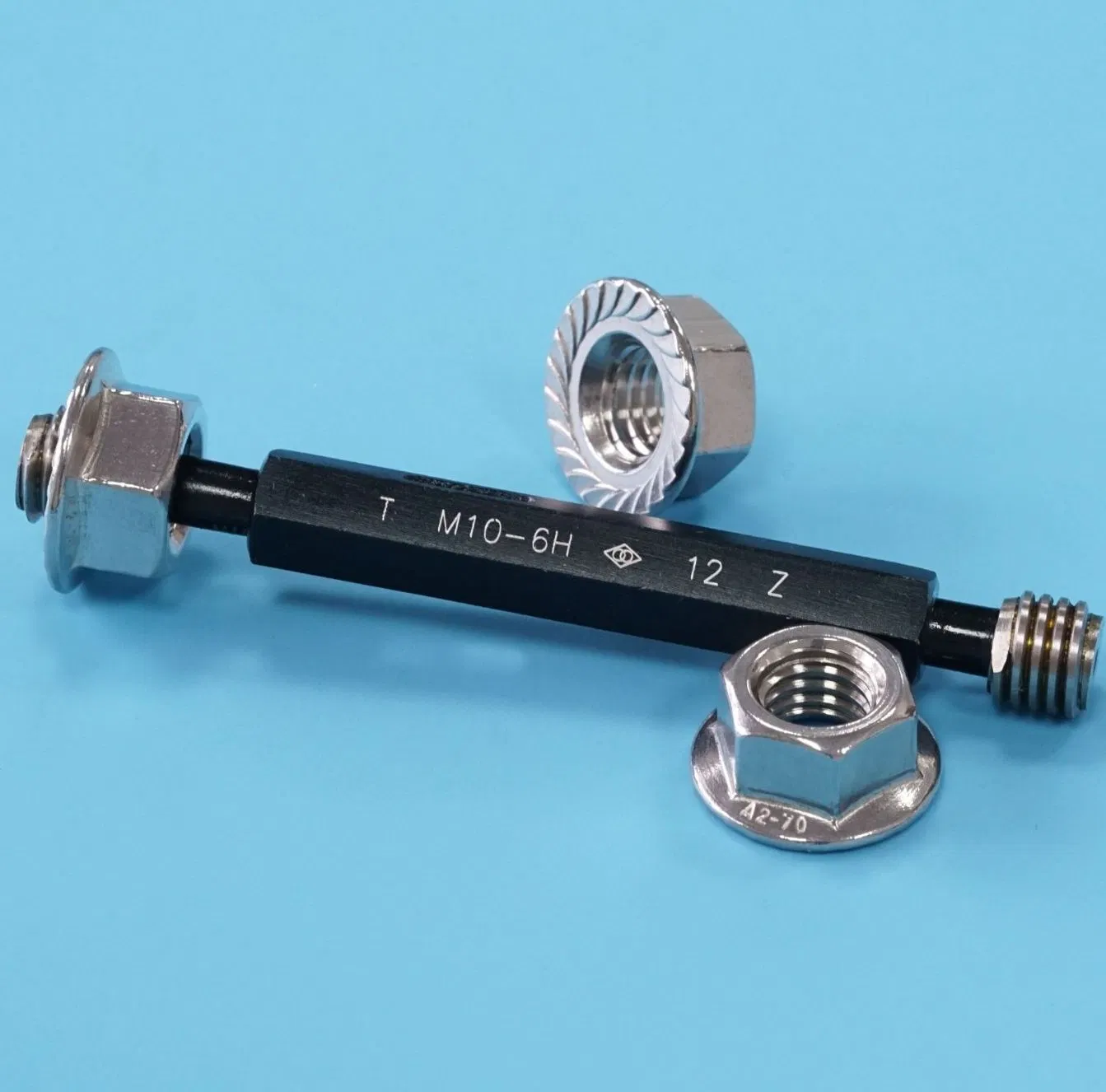 DIN6923 Porca de Aço Carbono e B18.2.2 Porcas Flange Serrilhadas Hexagonais de Aço Inoxidável, SS304 SUS316 Porca Hexagonal em Estoque