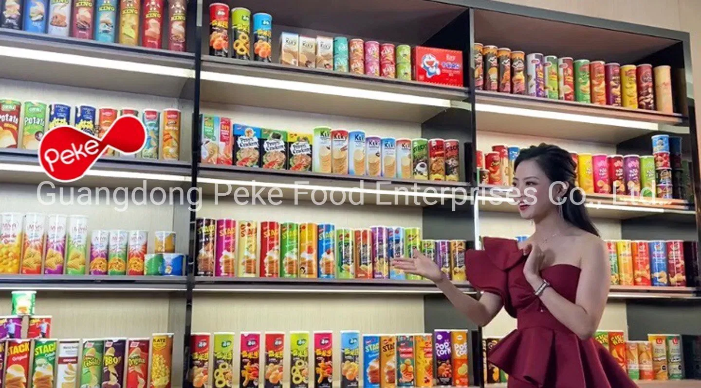Sem OGM, Baixo Teor de Gordura, Livre de Colesterol e Gordura Trans, Sem Cores Artificiais, com 60g/80g/90g/100g/110g/134G Batatas Fritas em Tubo (maiores padrões de varejo japoneses)