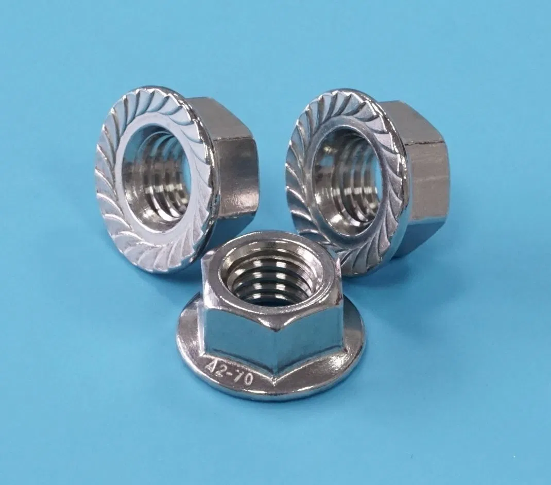 DIN6923 Porca de Aço Carbono e B18.2.2 Porcas Flange Serrilhadas Hexagonais de Aço Inoxidável, SS304 SUS316 Porca Hexagonal em Estoque