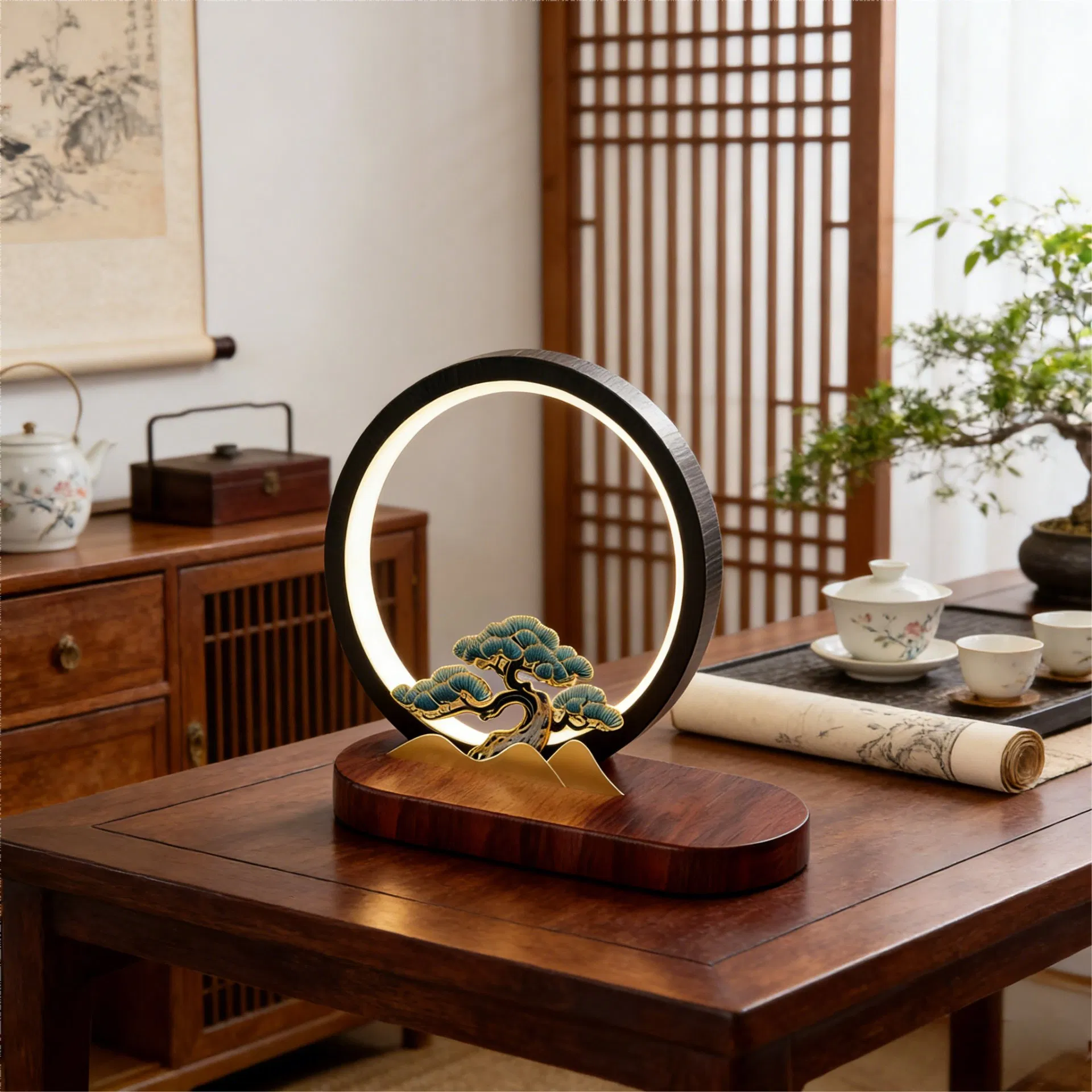 Custom Logo Chinese Style Pine Decor Circular LED Table Lamp Phone Wireless Charging Table Lamp