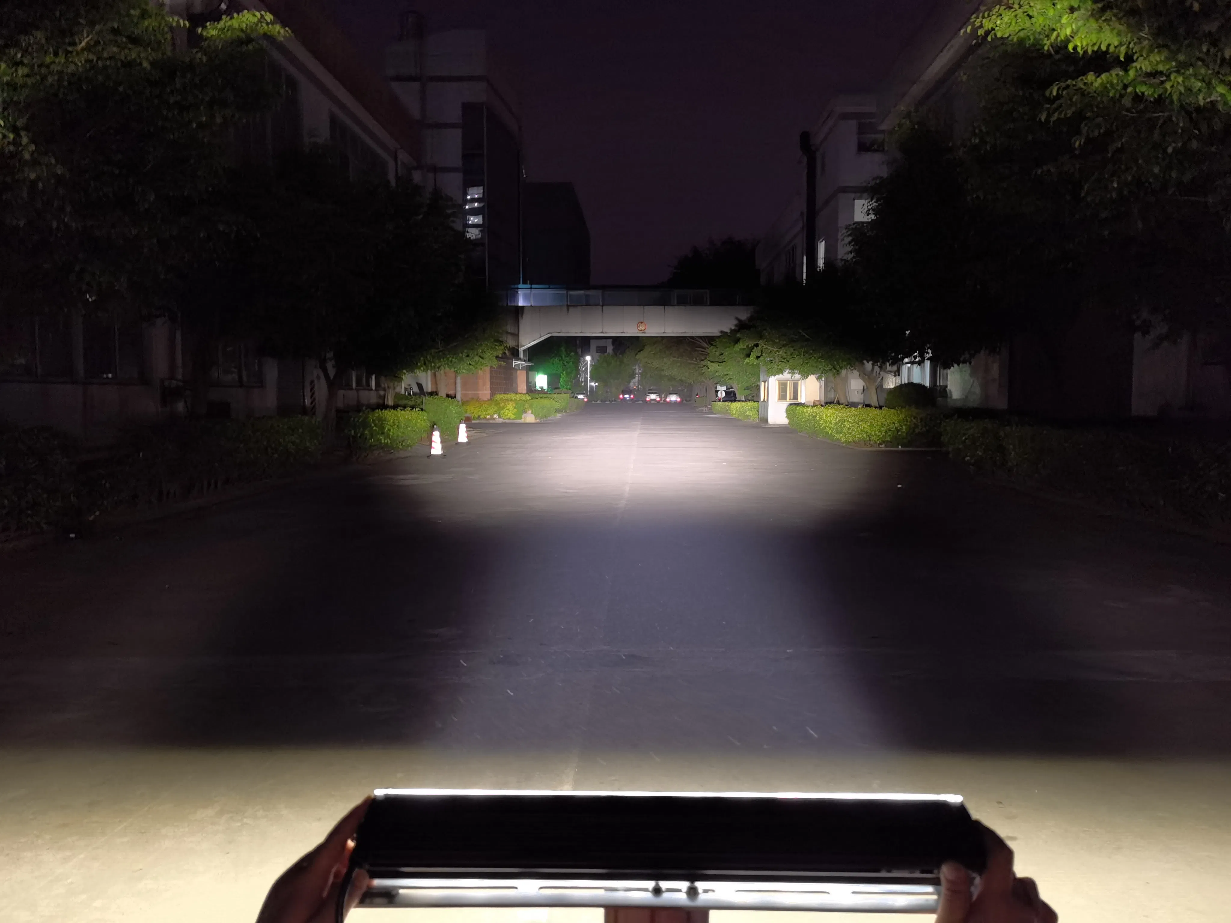 Hot Sale 20inch LED Light with Position Light IP68 Emark R112 LED Light Bar for Cars off-Road