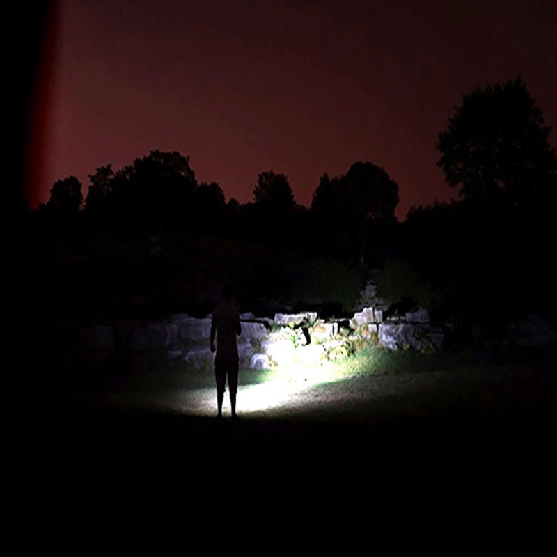 Solar/Rechargeable LED Flashlight Multi Function 1000 Lumens