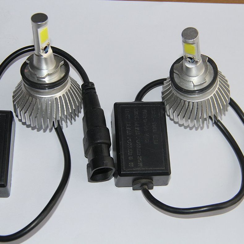 China Wholesale 9006 20W Auto Car LED Light Bulb for Headlight or Fog Light Motorcycle LED Headlight