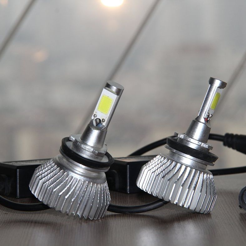 China Wholesale 9006 20W Auto Car LED Light Bulb for Headlight or Fog Light Motorcycle LED Headlight