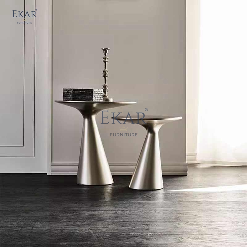 Modern Round Side Table with Sturdy Metal Frame, Multifunctional Furniture for Living Room, Bedroom, Home, School