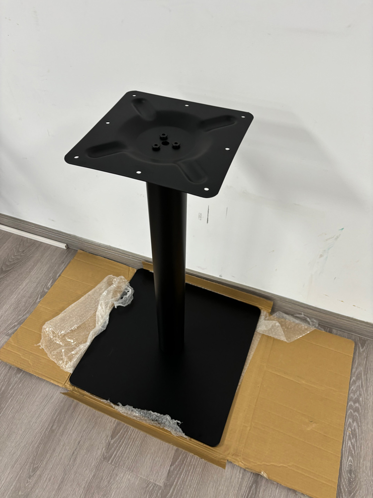 Wholesale Home Furniture End Side Table Modern Simple Metal Black Steel Metal One Leg Coffee Table