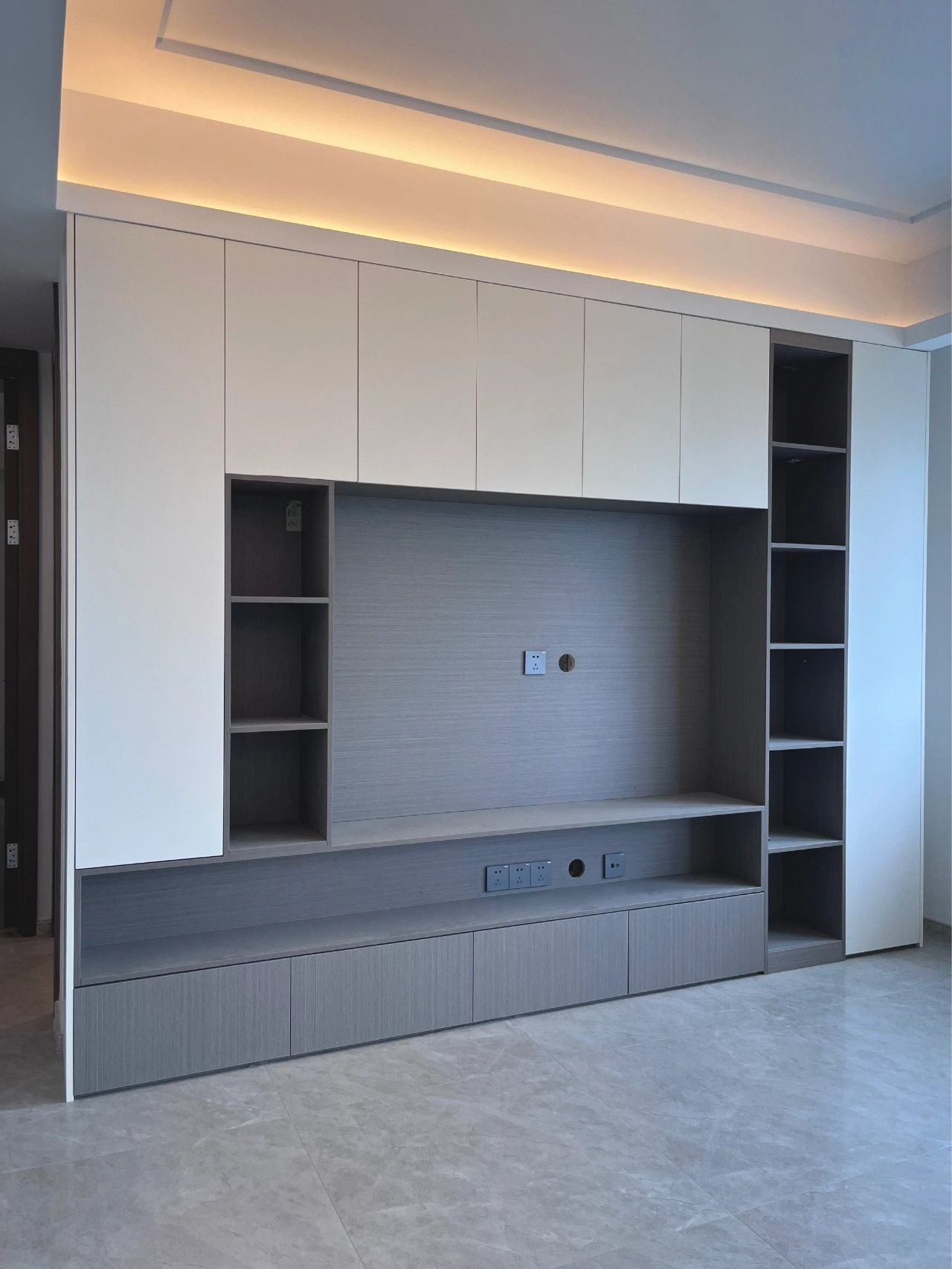 Various Styles of Modern Eco-Friendly Custom Wood TV Stands for Living Room Home Furniture