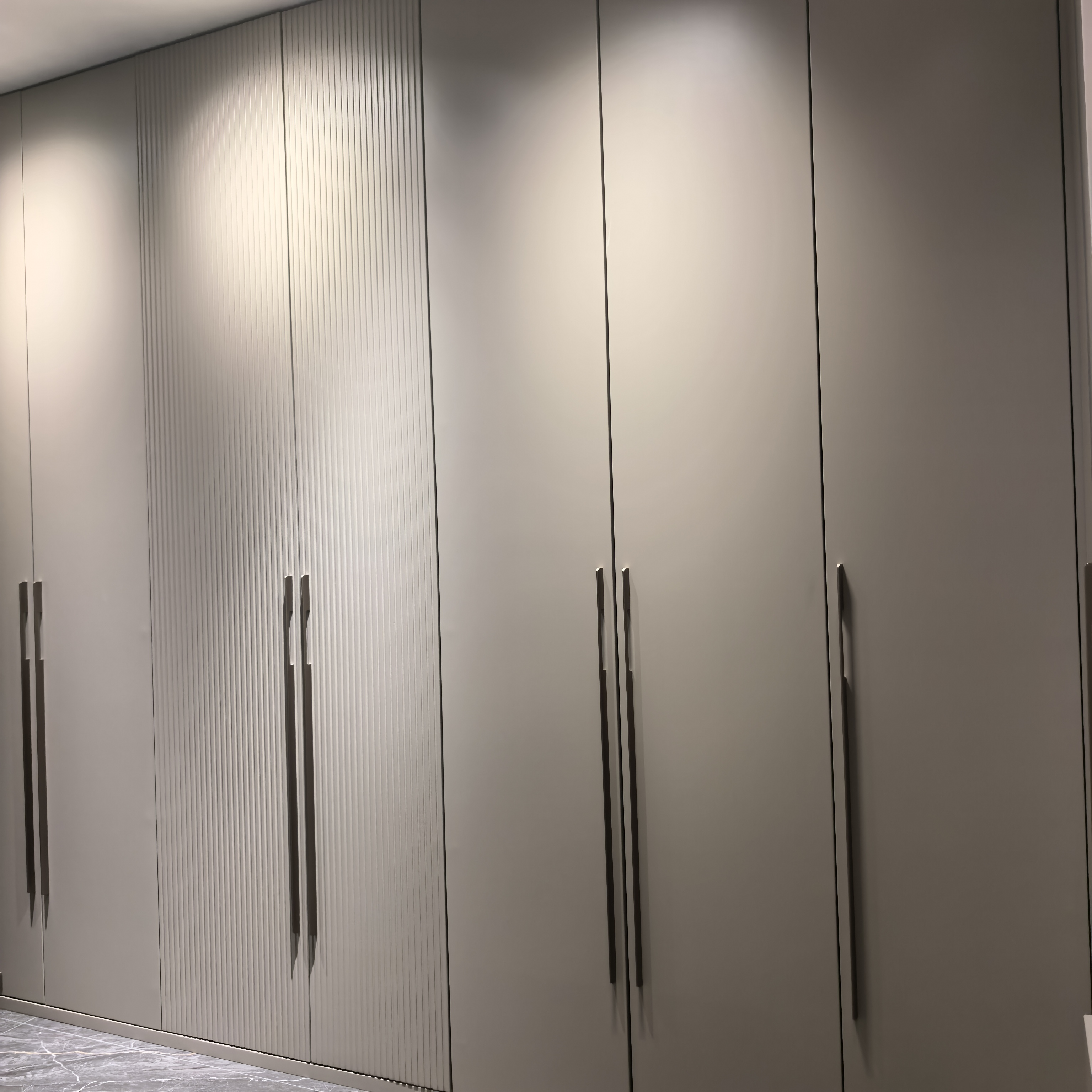 Luxury Modern Top Quality Wardrobe for Bedroom Walk in Wardrobe Closet Wooden Wardrobe