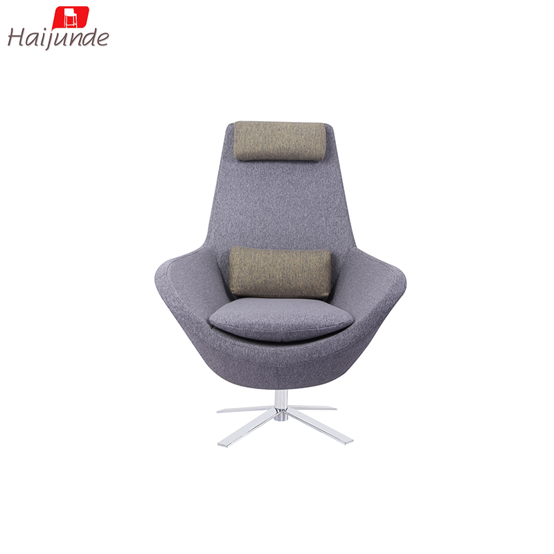 LOUNGE CHAIR WITH FOOT REST