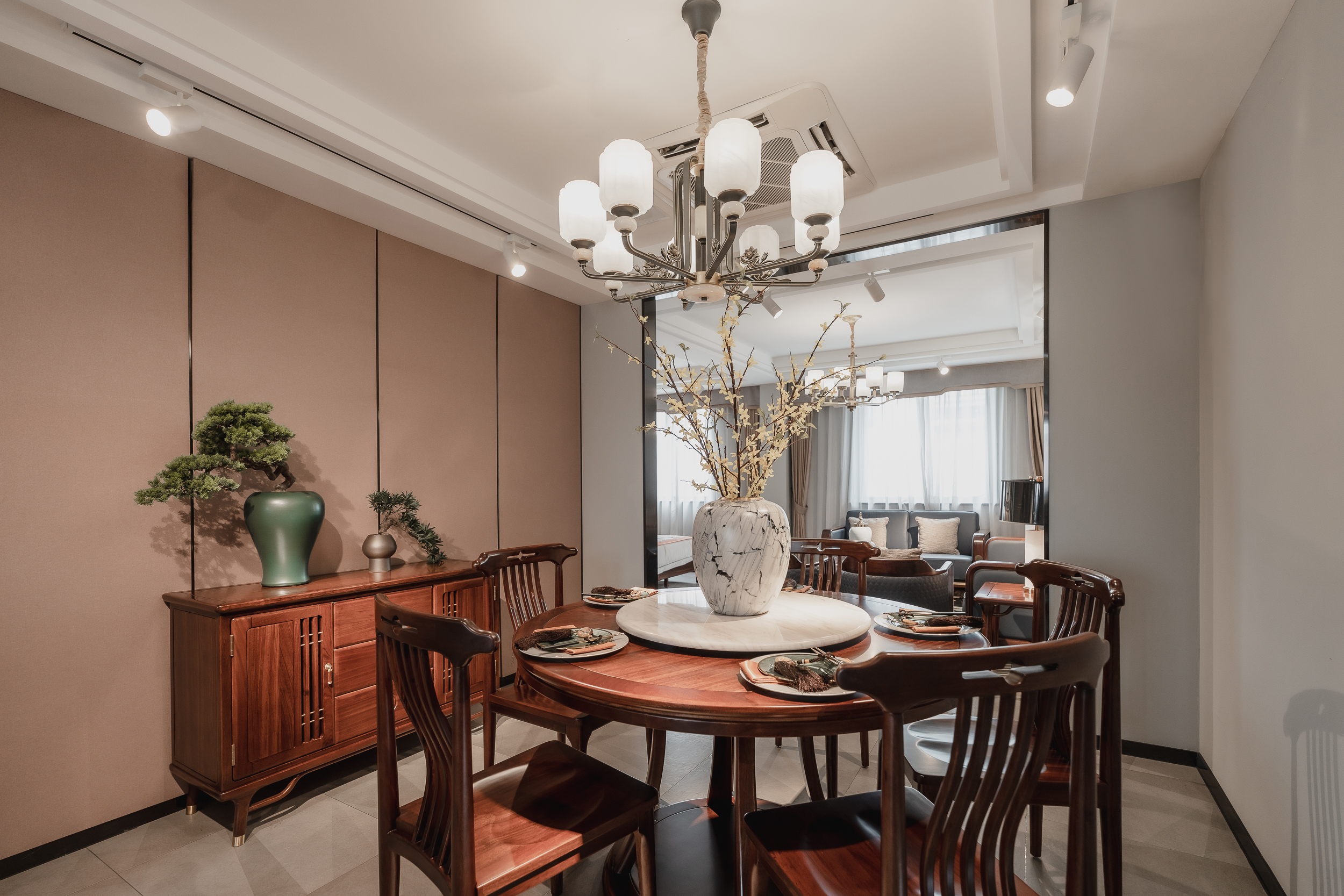 Chinese-style Showroom