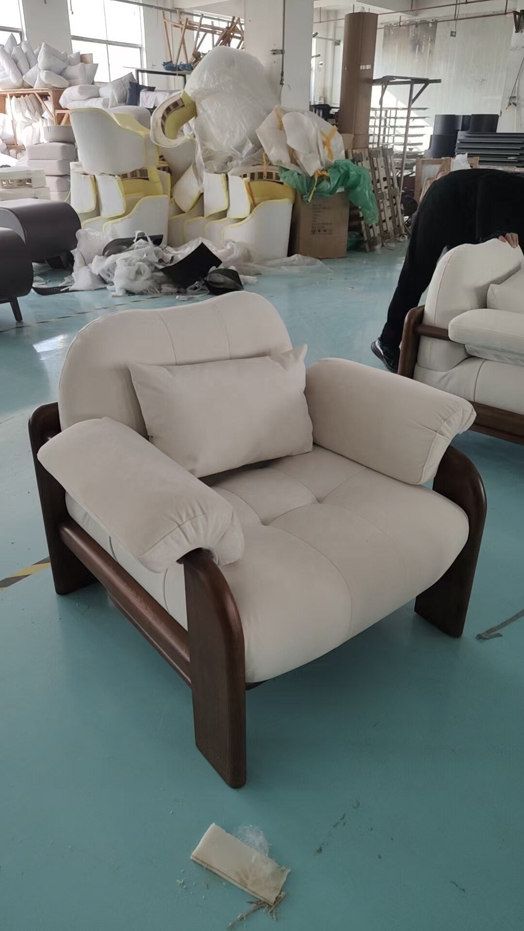 Nordic Boucle Fabric Single Armchair Beige Velvet Leisure Chair for Home Office Bedroom Hotel Park Living Room Dining Outdoor