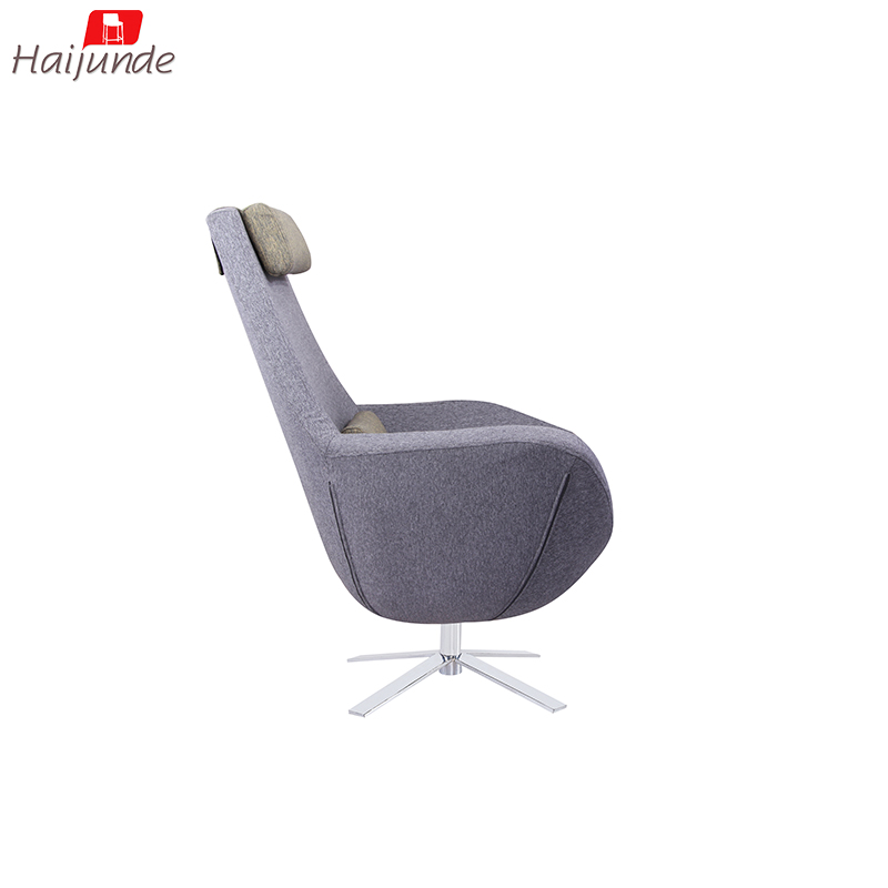 LOUNGE CHAIR WITH FOOT REST