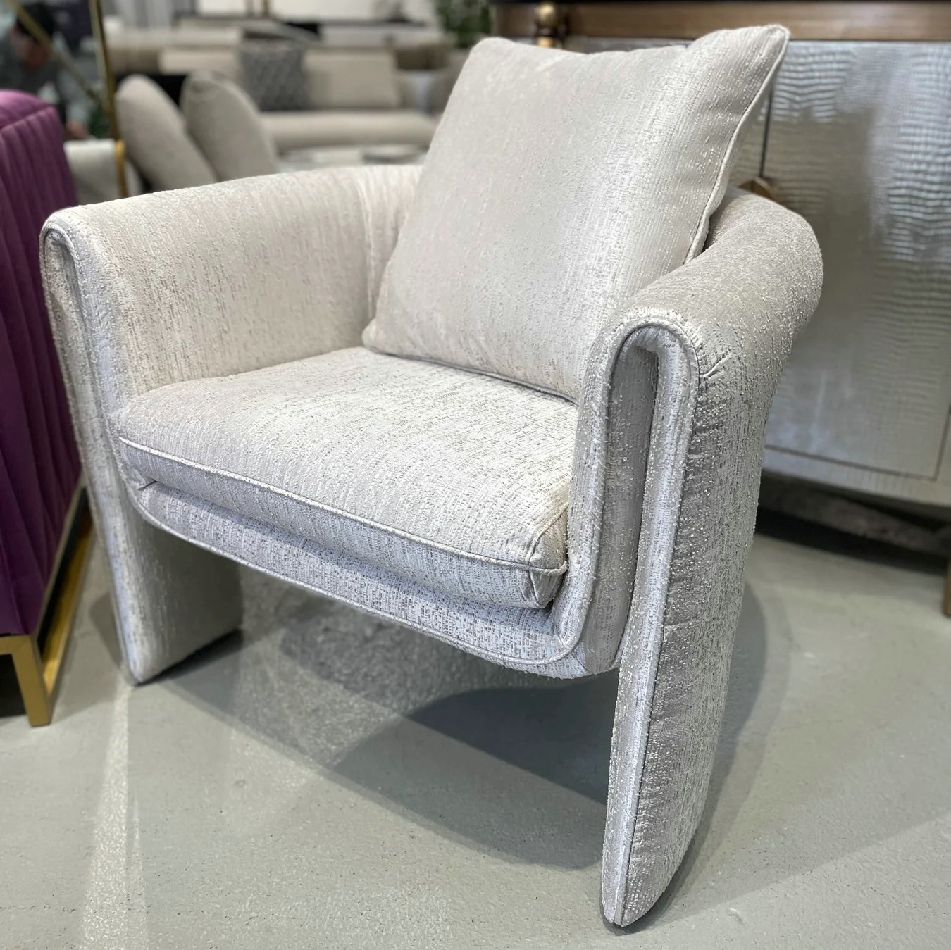 Modern Royal Lounge Armchairs Living Room Velvet Accent Chair Upholstered Single Sofa Chair Comfy Club Chair With Scooped Arms