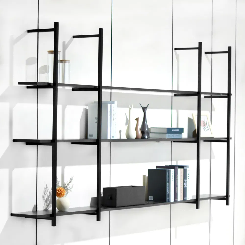 Shelf Detail 4