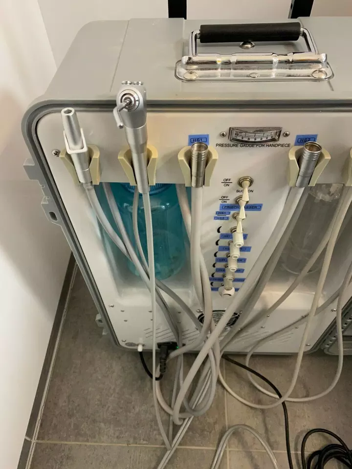 Dental Unit Detail 4