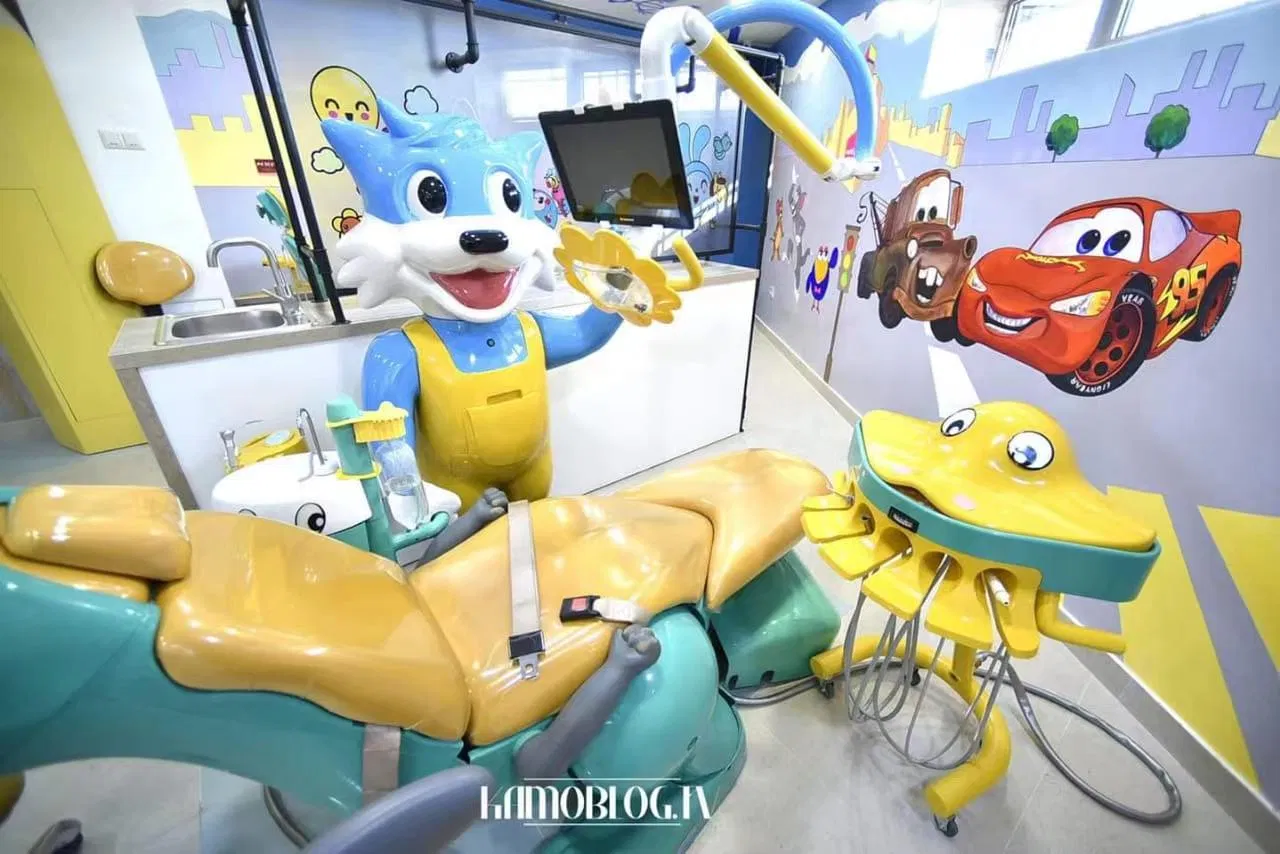 Cute Cartoon Children Dental Unit Dental Equipments Professional Pediatric Dental Chair Unit of Dental Clinic Hospital
