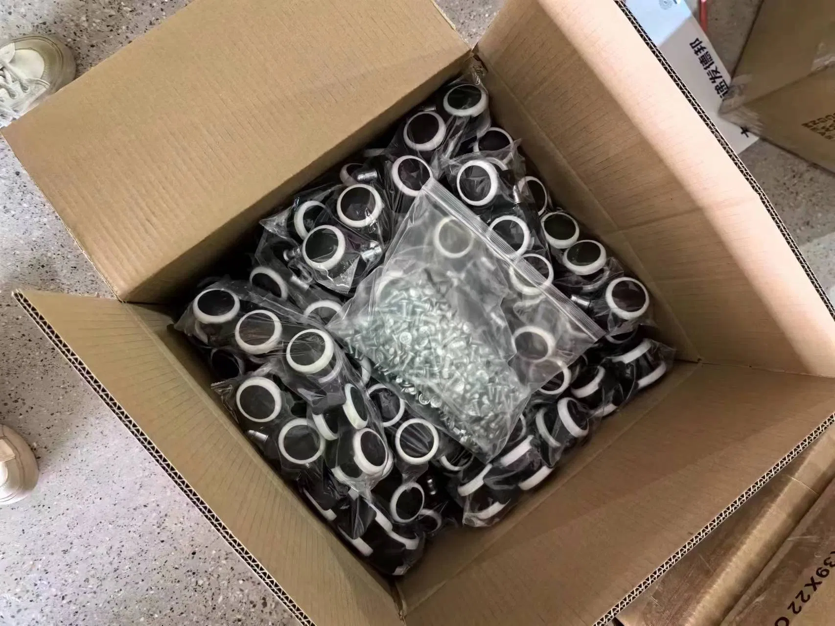 Discounted Ld550-2 Lab Use Chair Medical Office Dental Chair Stool PU Form Height Adjustable Lab Stool