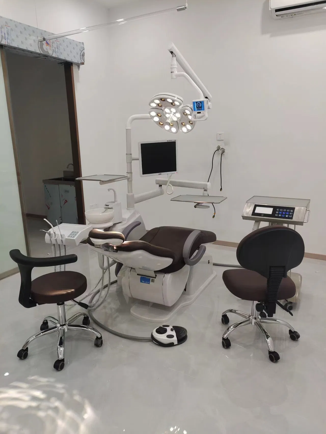 A3000 Luxury Surgical Implant Dental Chair Unit with 2set Dentist Stool and Trolley Cart
