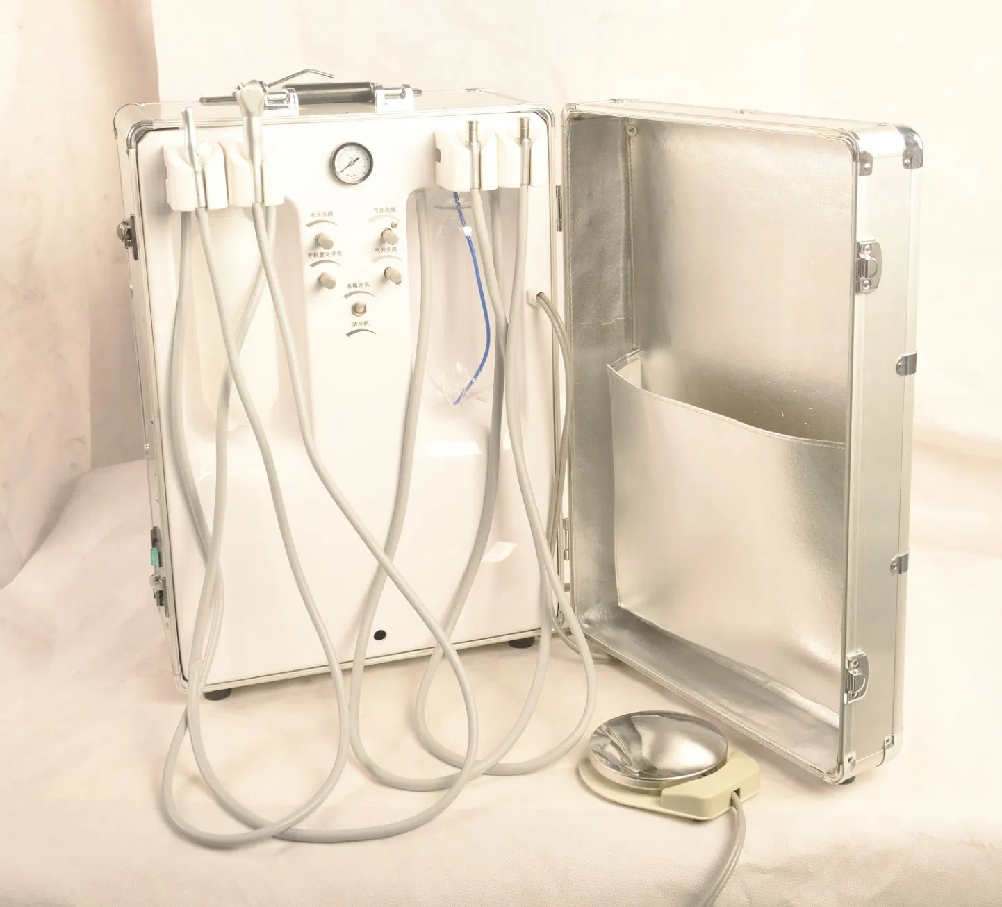 Dt803 Mobile Dental Clinic Portable Dental Unit with Air Compressor