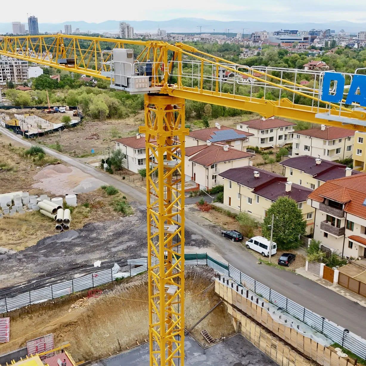 High Performance Dahan 8530-25t Qtz500 Tower Crane 85m Jib Length Topless/Flat Top Heavy Construction Max Height 350m for Sale