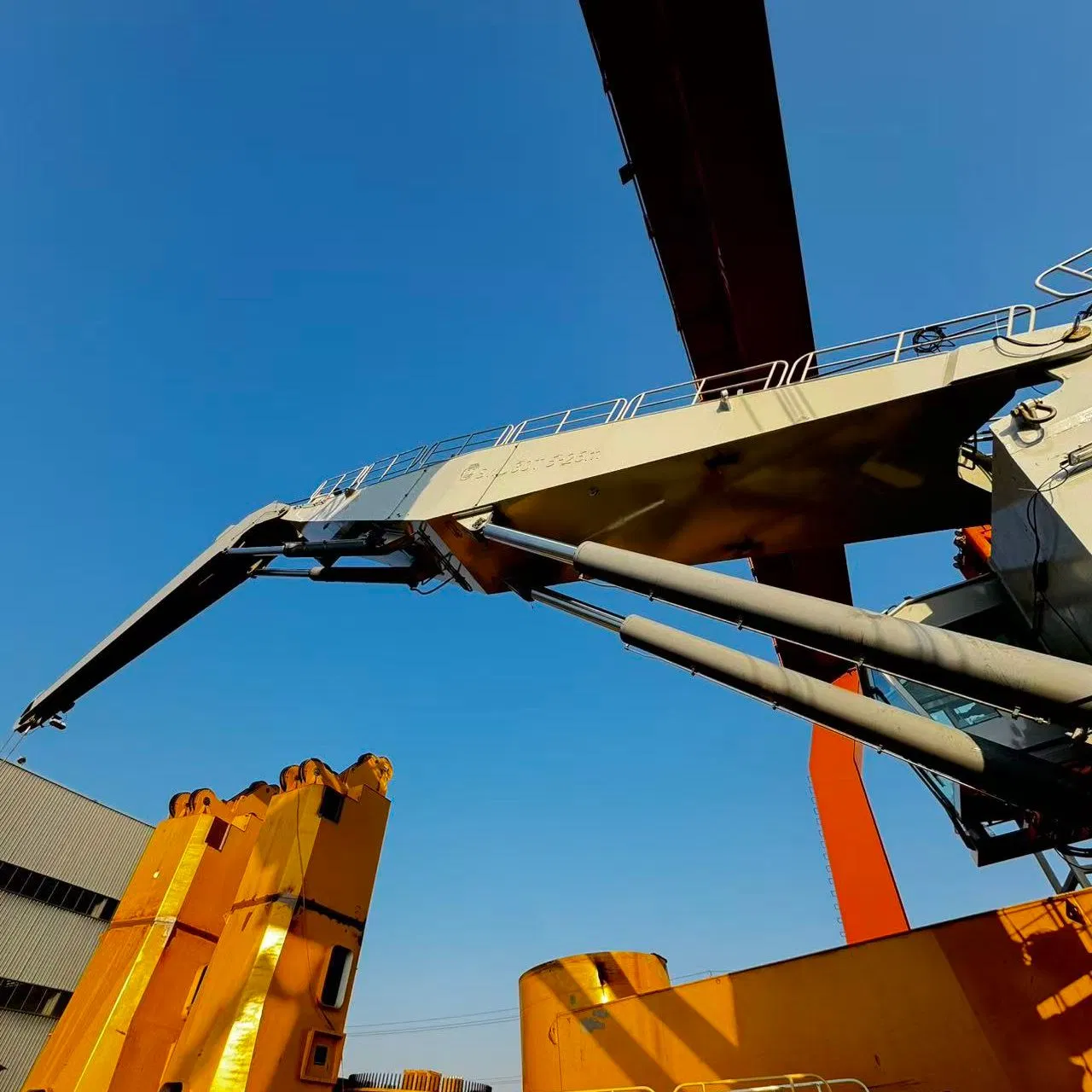 Customized Hydraulic Crane 30t Knuckle Boom Crane Marine Floating Crane Marine Jib Crane machinery Boat Crane