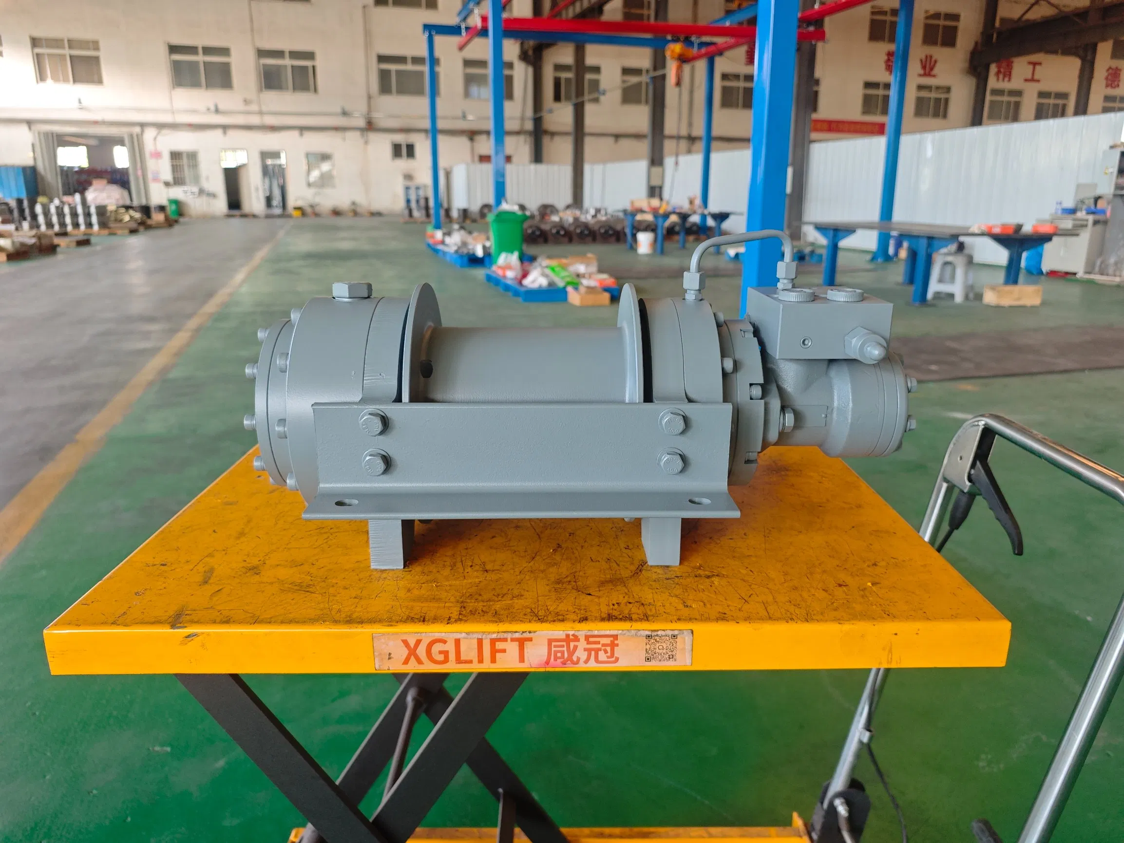 3300lbs 4400lbs 1.5ton 2 Ton Mini Small Hydraulic Winch with Pneumatic Clutch Vertical and Horizontal Installation Options for Tow Truck