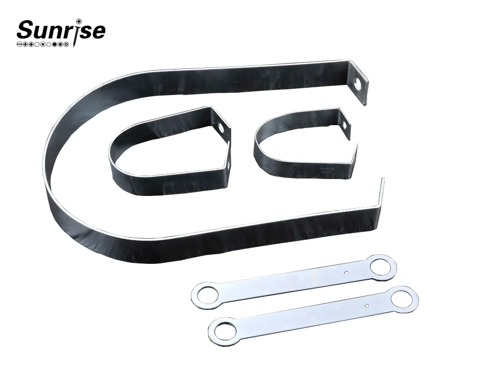 Detailed Shackle Photo 3