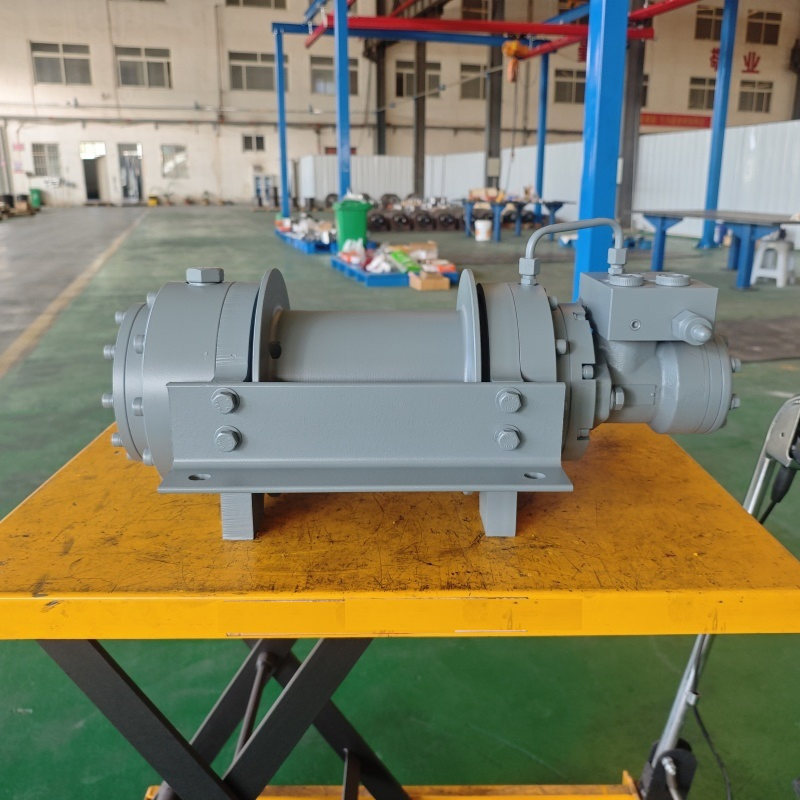 3300lbs 4400lbs 1.5ton 2 Ton Mini Small Hydraulic Winch with Pneumatic Clutch Vertical and Horizontal Installation Options for Tow Truck