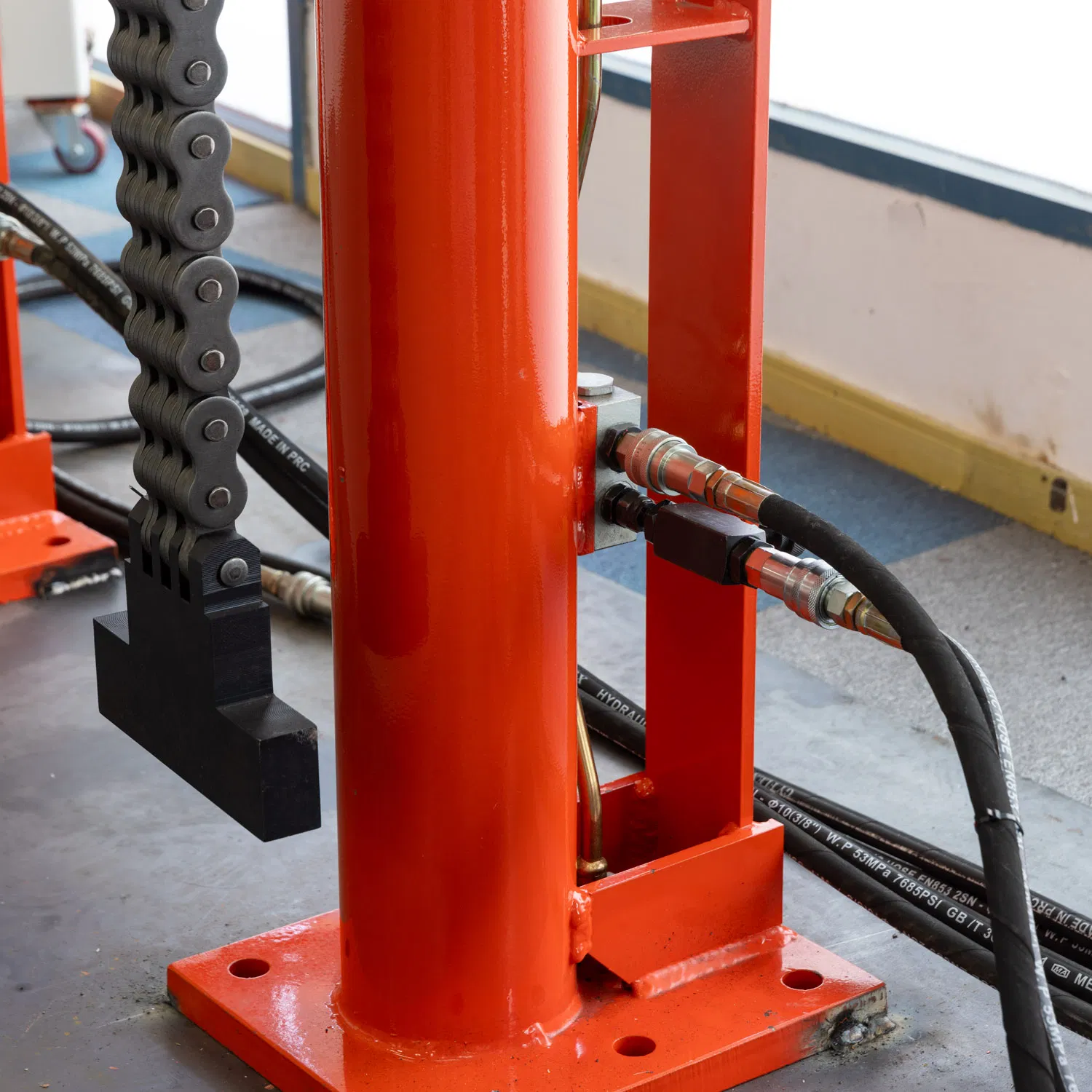 High-Performance Hydraulic Jack with Chain for Tank Engineering