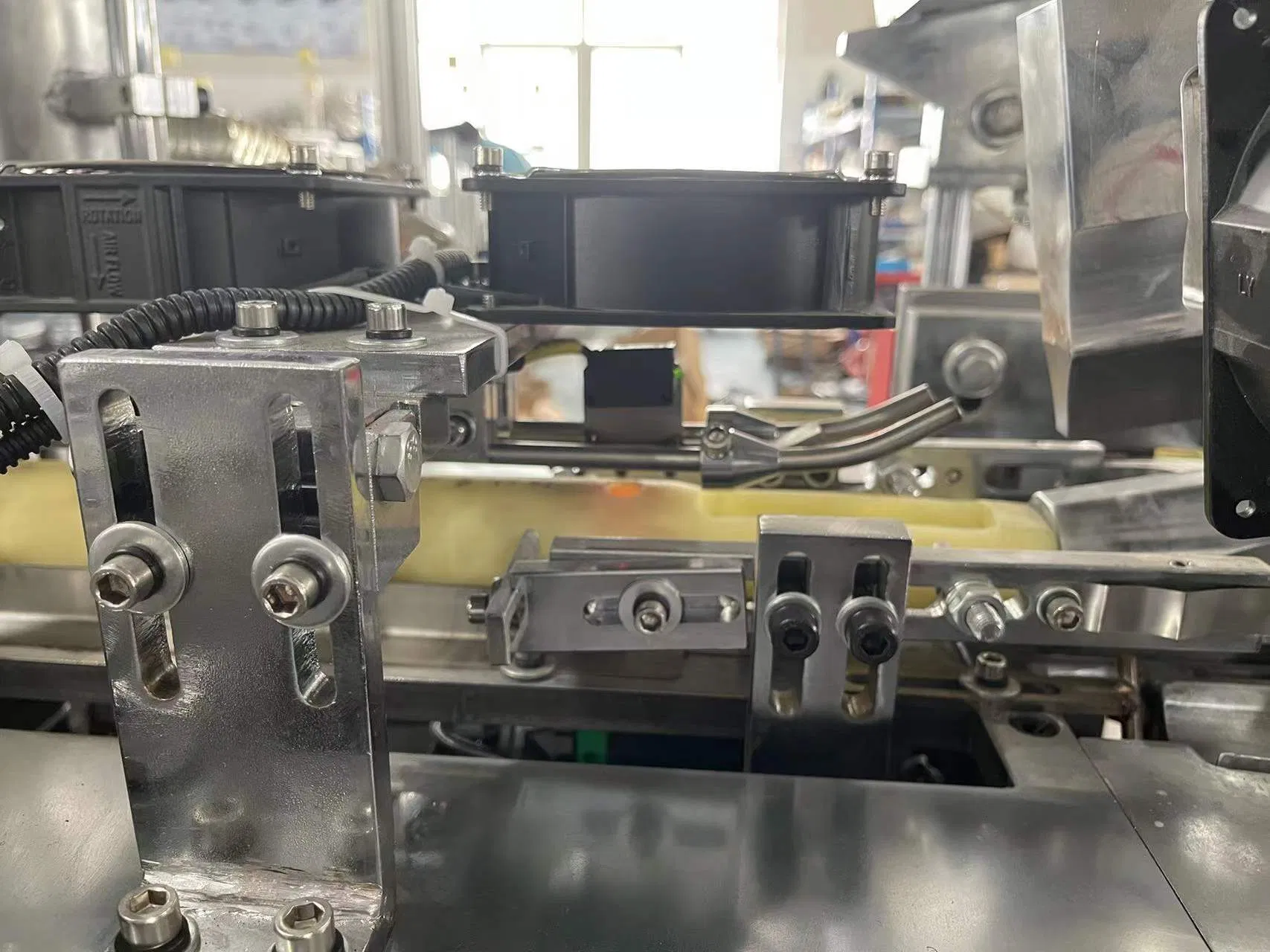 Yb-S100 Disposable Paper Cup Forming Machine