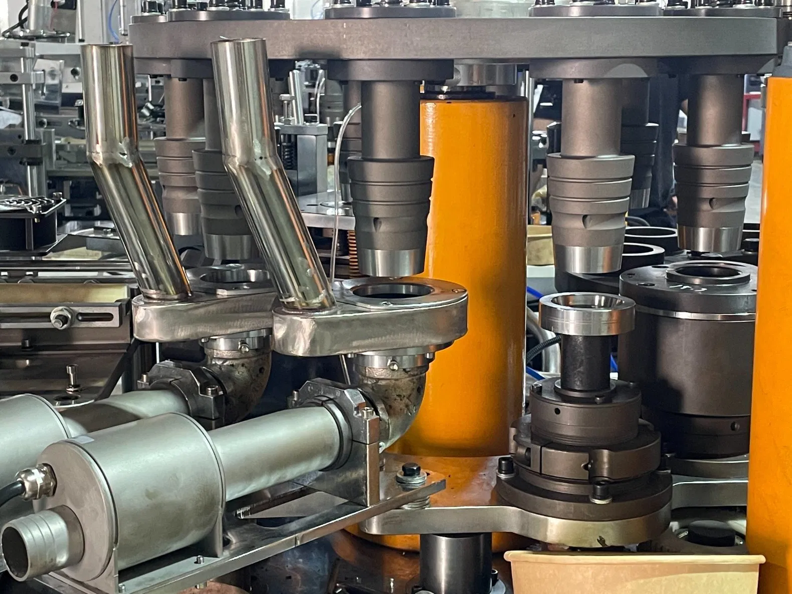 Cheep Disposable Ultrasonic Paper Cup Making Automatic Disposable Paper Coffee Cup Forming Making Machine with Camera Detection and Paper Feeding