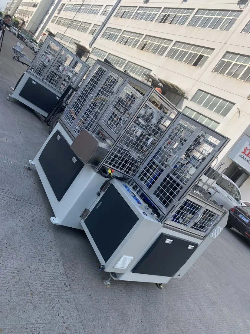 Lid Forming Machine 4